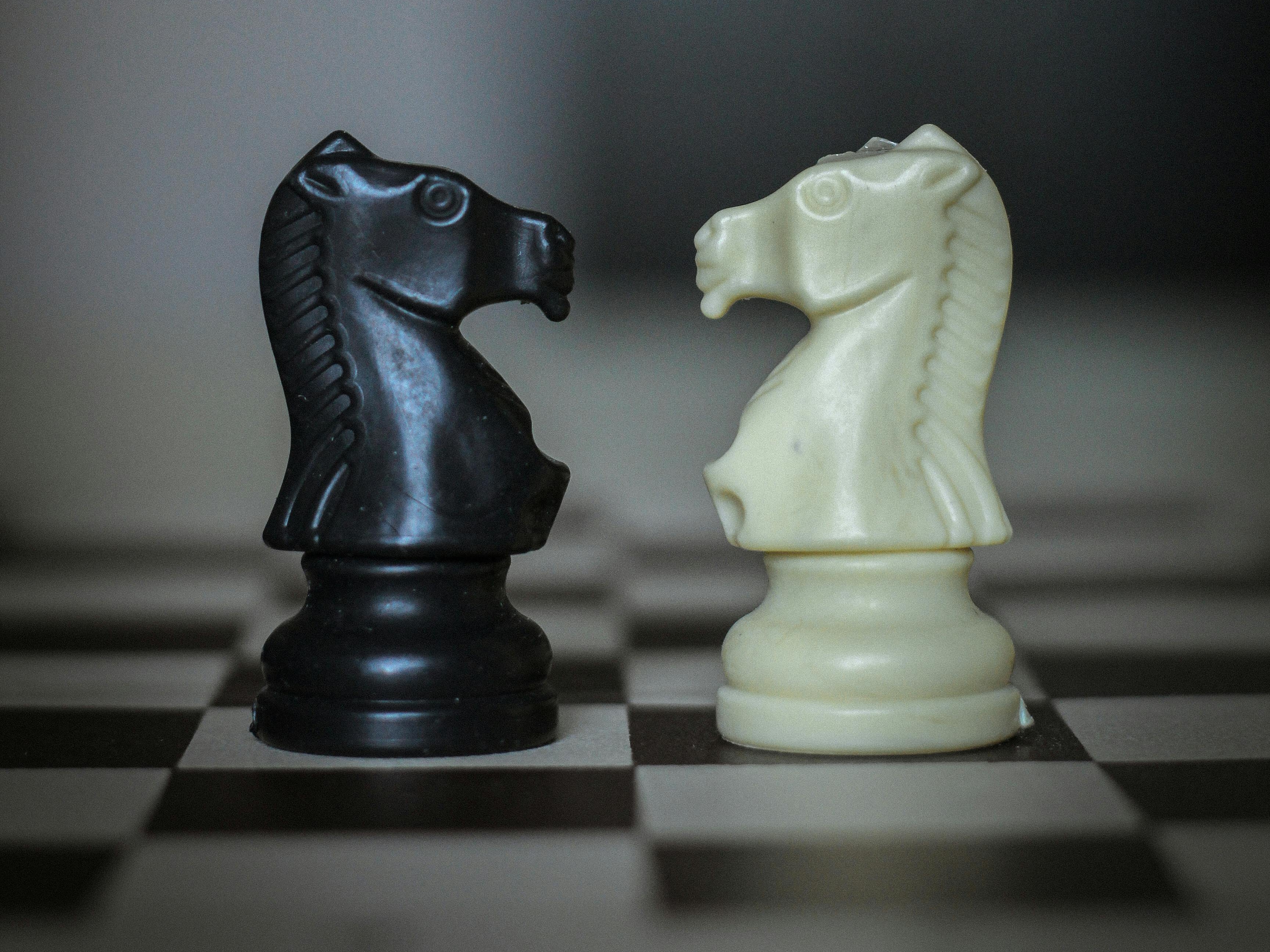 Deliberative Technologies in Polarized Contexts image